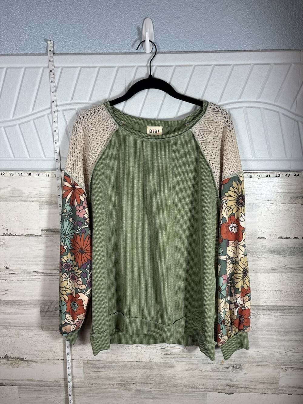 BIBI Floral Patchwork Long Sleeve Ribbed Blouse Size L Green